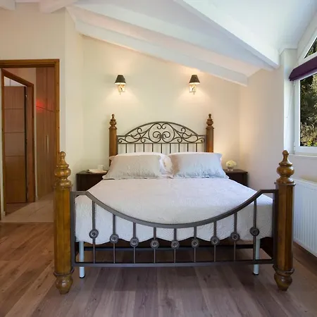 Vilă Rina Nydri (Lefkada)